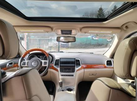 Jeep - Grand Cherokee