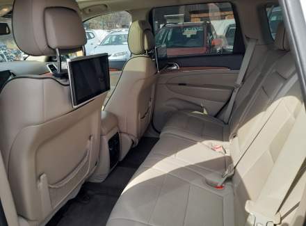Jeep - Grand Cherokee