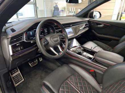 Audi - SQ8