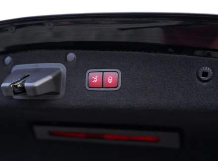 Mercedes-Benz - S-class