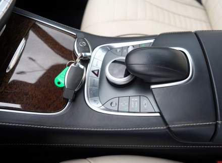 Mercedes-Benz - S-class