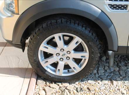 Land Rover - Discovery