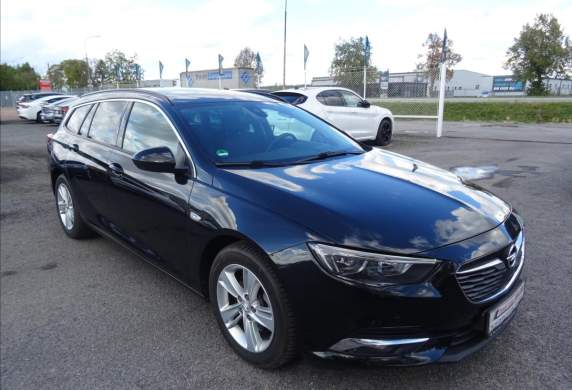 Opel - Insignia