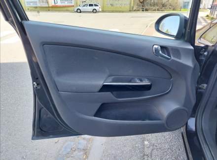 Opel - Corsa