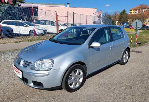 Volkswagen - Golf