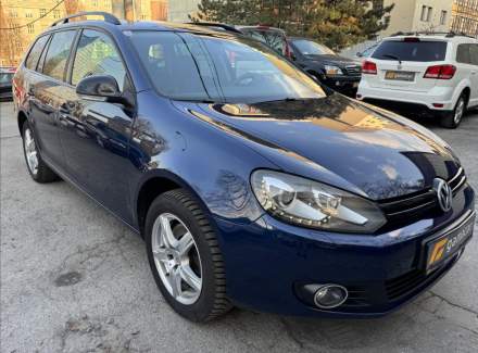 Volkswagen - Golf