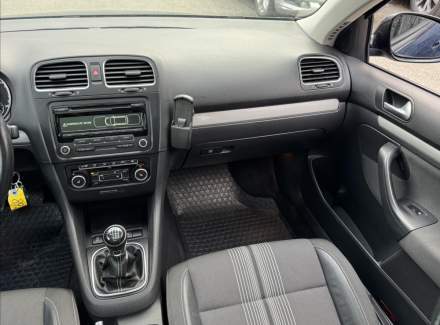 Volkswagen - Golf