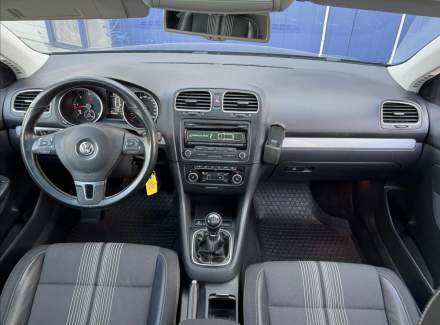Volkswagen - Golf