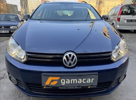 Volkswagen - Golf