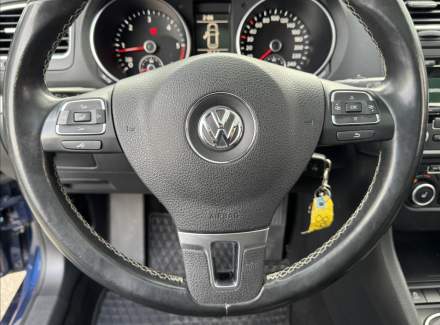 Volkswagen - Golf