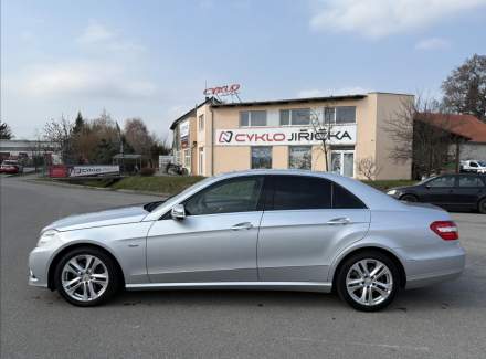 Mercedes-Benz - E-class