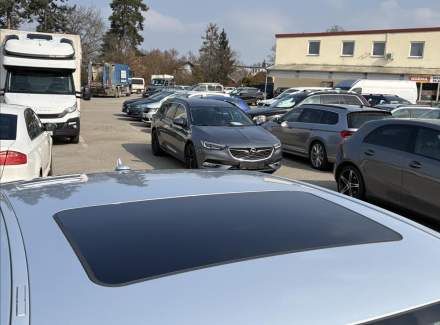 Mercedes-Benz - E-class