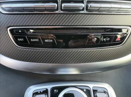 Mercedes-Benz - V-class