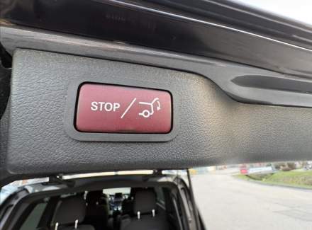 Mercedes-Benz - V-class