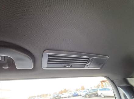 Mercedes-Benz - V-class