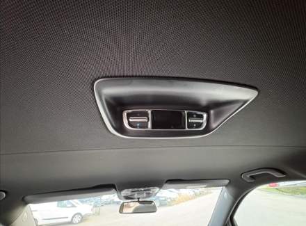 Mercedes-Benz - V-class