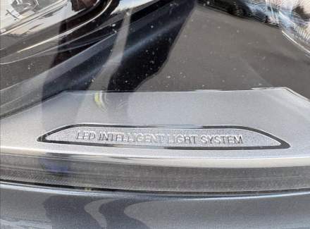 Mercedes-Benz - V-class