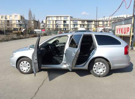Škoda - Octavia