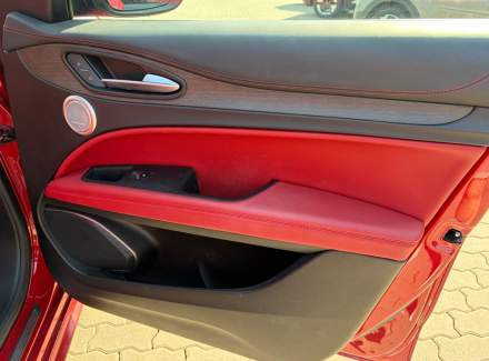 Alfa Romeo - Stelvio