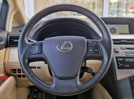 Lexus - RX