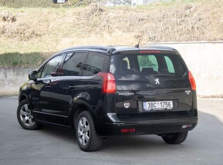 Peugeot - 5008