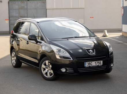 Peugeot - 5008