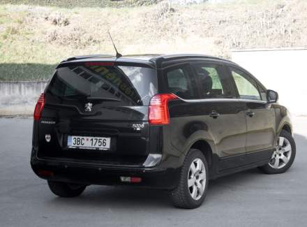 Peugeot - 5008