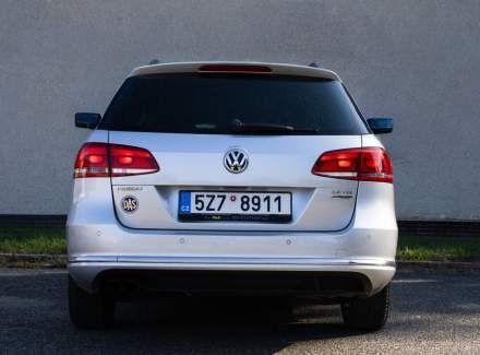Volkswagen - Passat