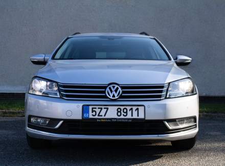 Volkswagen - Passat