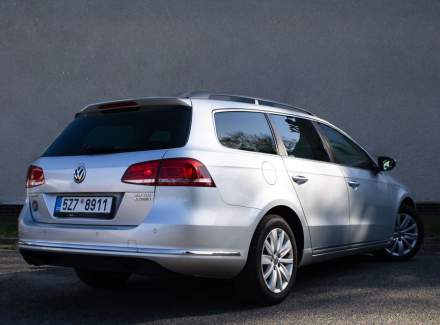 Volkswagen - Passat