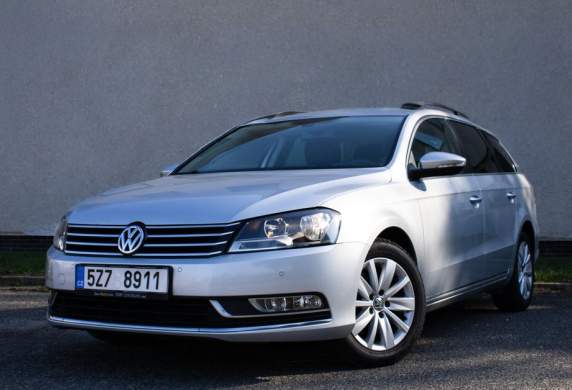 Volkswagen - Passat