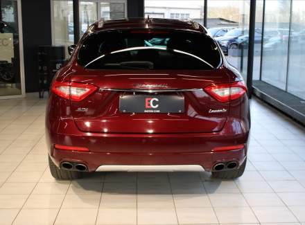 Maserati - Levante