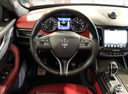 Maserati - Levante