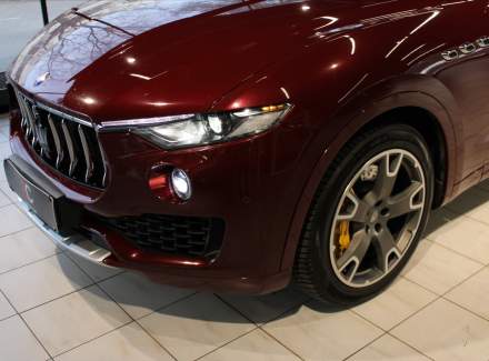 Maserati - Levante