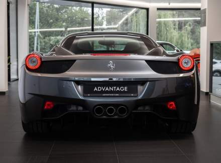 Ferrari - 458