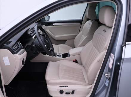 Škoda - Superb