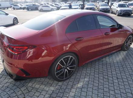 Mercedes-Benz - CLA