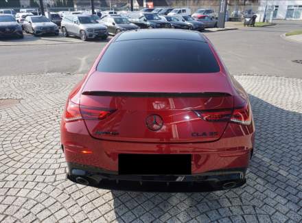Mercedes-Benz - CLA