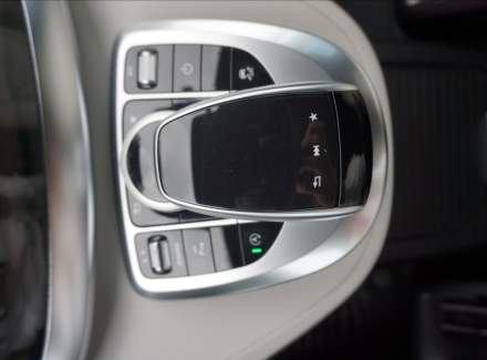 Mercedes-Benz - V-class