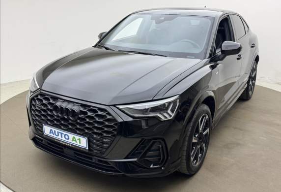 Audi - Q3