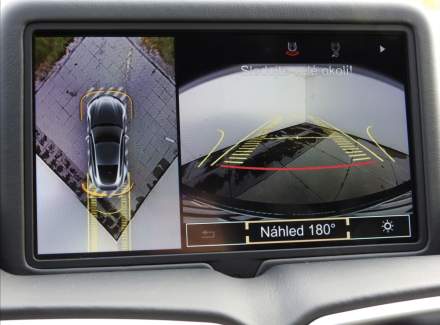 Aston Martin - V12 Vantage