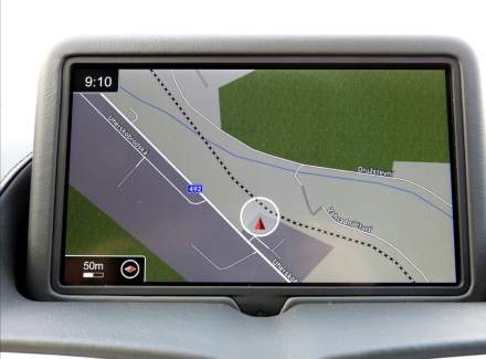 Aston Martin - V12 Vantage