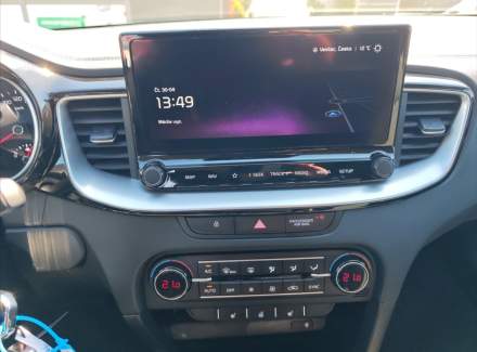 Kia - XCeed