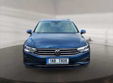 Volkswagen - Passat