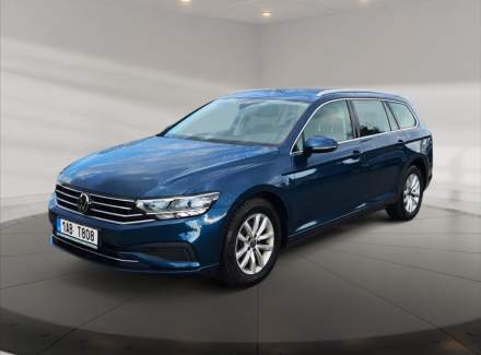 Volkswagen - Passat