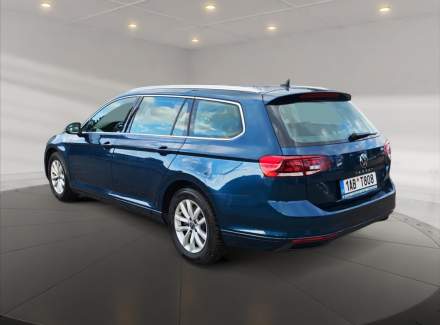 Volkswagen - Passat