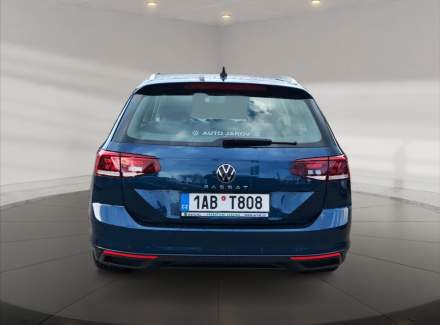 Volkswagen - Passat