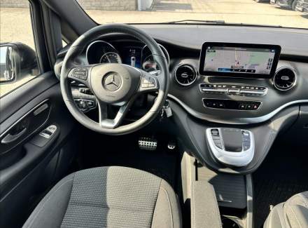 Mercedes-Benz - V-class
