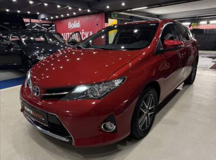 Toyota - Auris