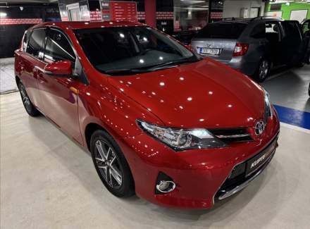 Toyota - Auris
